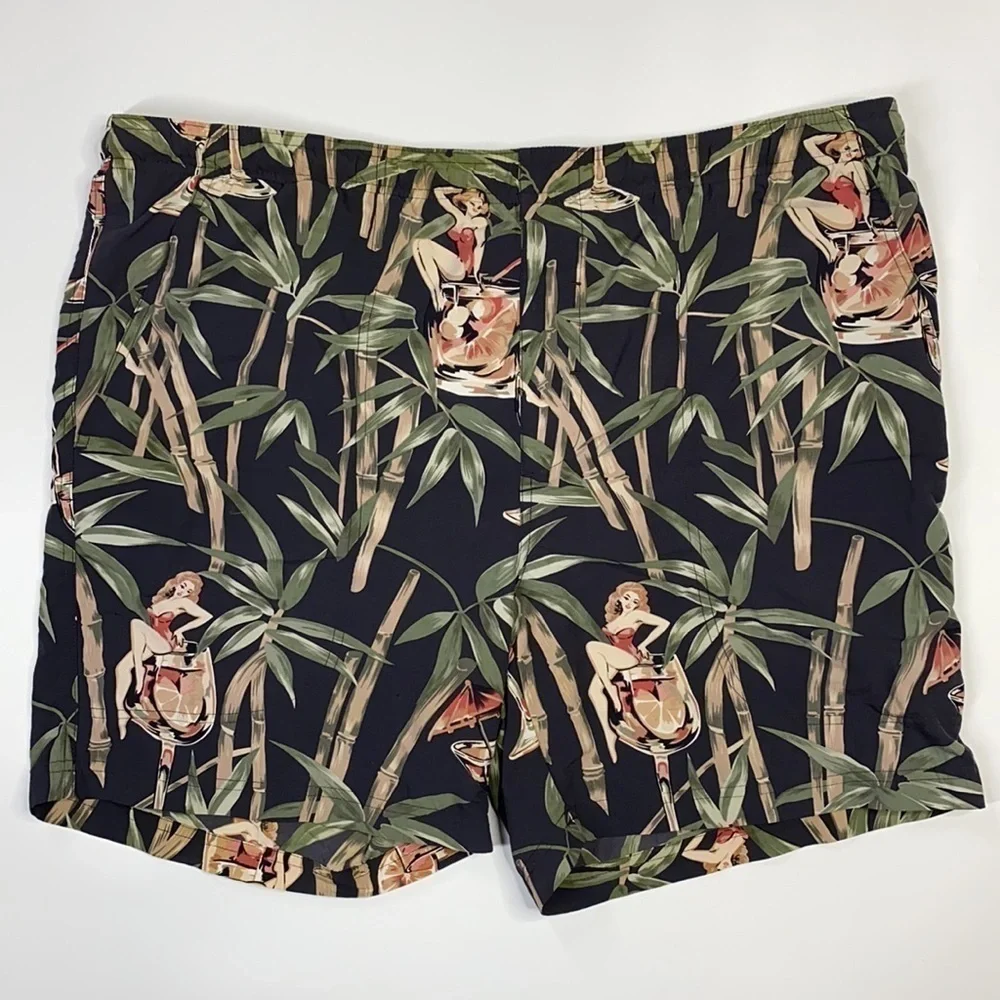 Vintage 90's Tommy Bahama Cocktail Lady Hawaiian Lined Swim Shorts Size Large